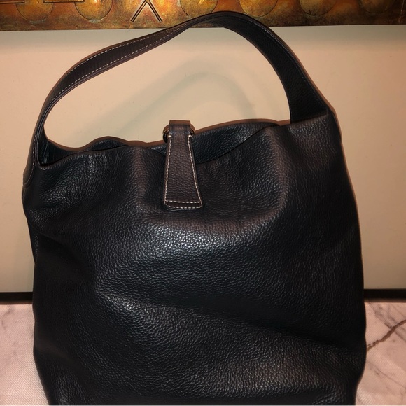 Dooney & Bourke navy blue handbag with coin wallet and dust cover; very cute - Picture 9 of 13